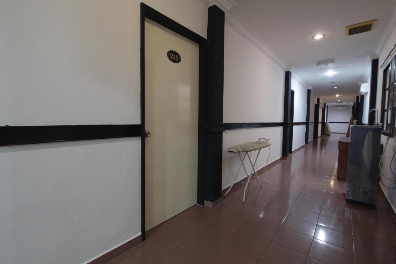 G City Hotel Teluk Intan Eksteriør bilde