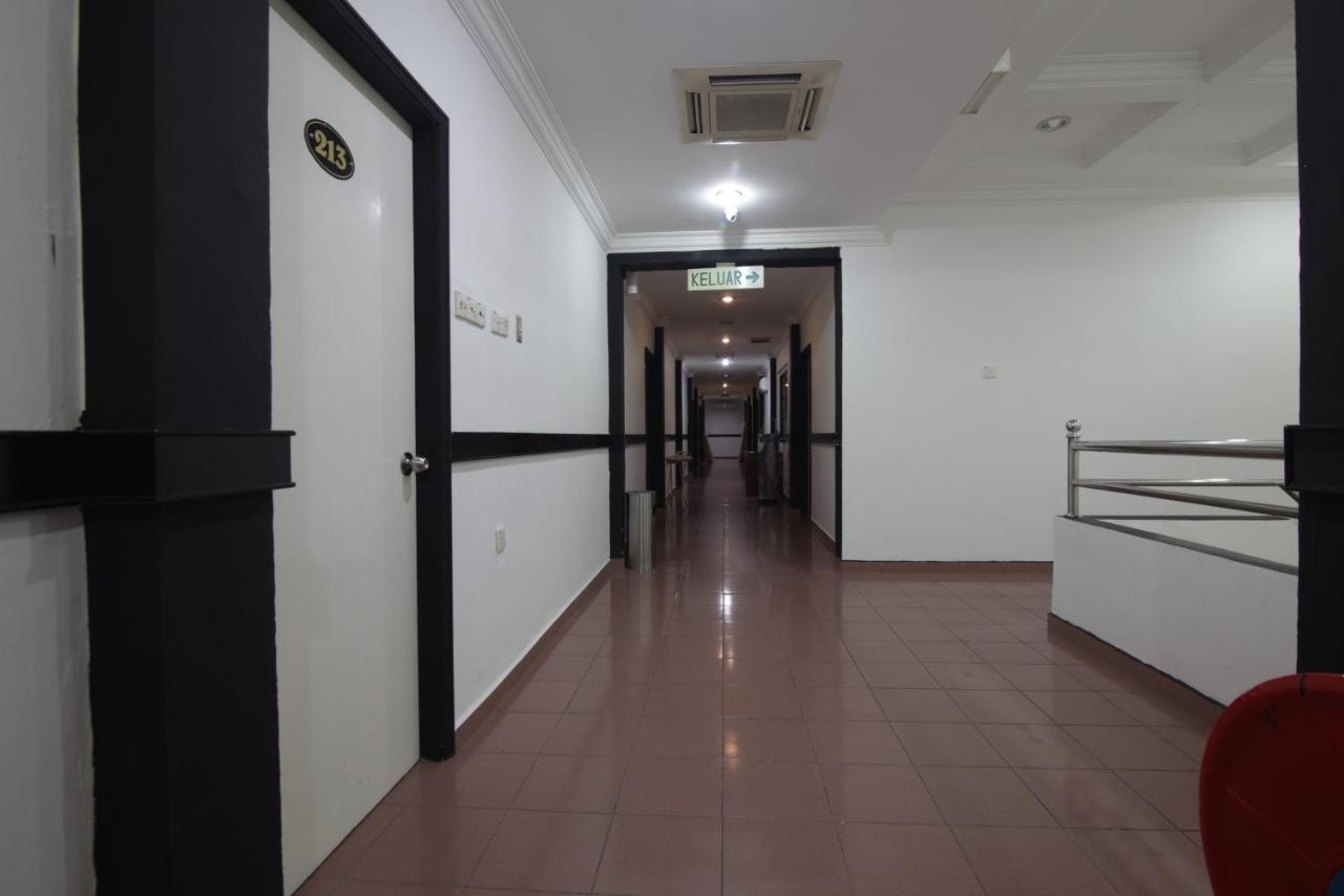 G City Hotel Teluk Intan Eksteriør bilde